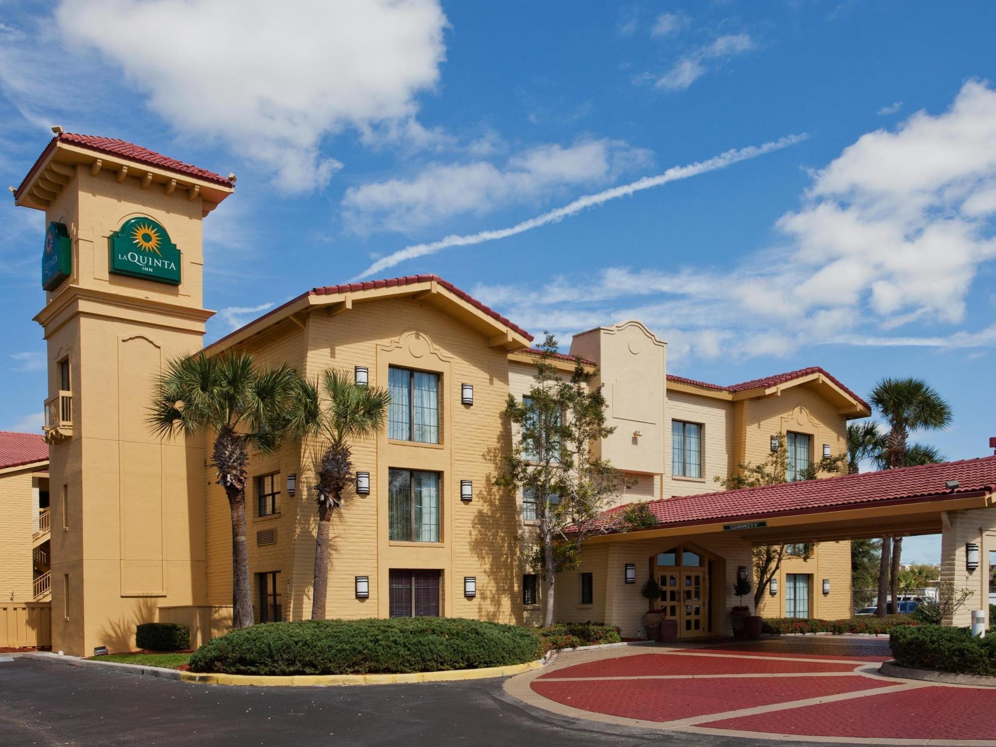 La Quinta Inn By Wyndham Orlando Airport West Екстериор снимка