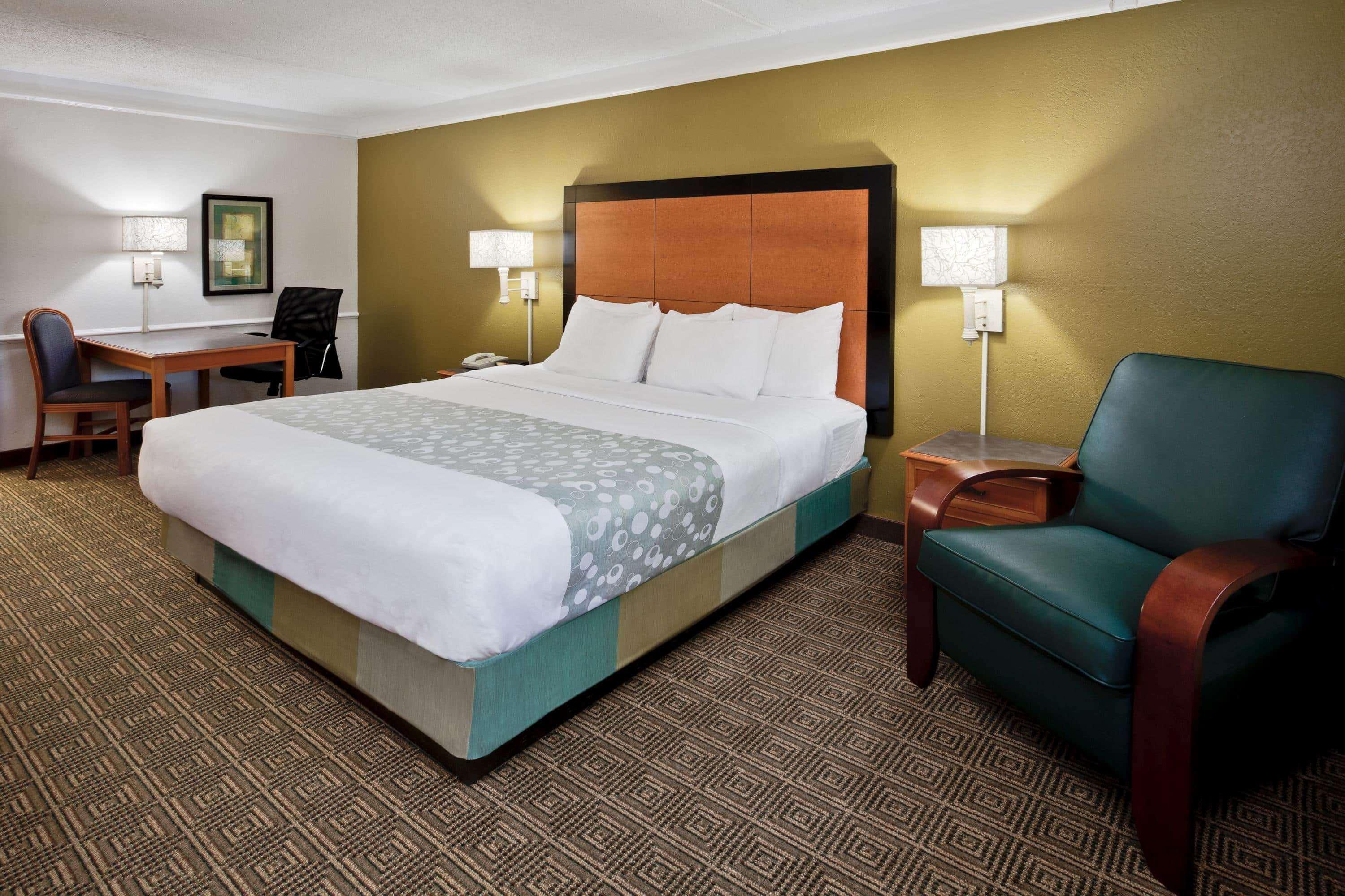 La Quinta Inn By Wyndham Orlando Airport West Екстериор снимка